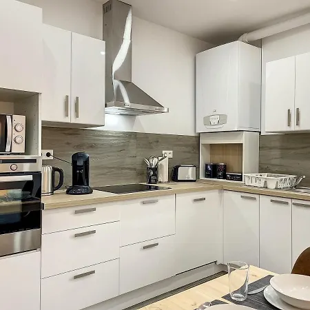 Em Life Κολμάρ